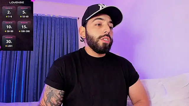 leo thewolf  online show from October 18, 8:20 pm