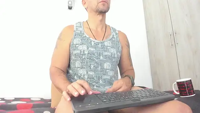 JULESLAKES online show from March 25, 1:17 pm