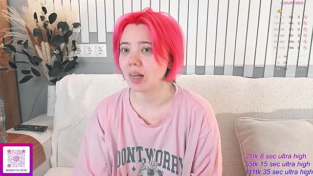   KawaiiYuki   online show from November 10, 6:56 am