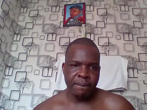 Snapshot of Chumba_001 chatting on July 7, 7:23 am Chumba 001 online show from July 7, 7:23 am