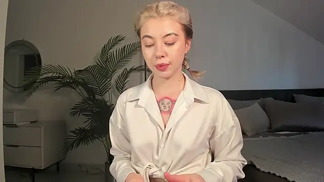 SimonaGerry online show from March 23, 5:21 am