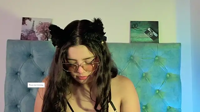 Paola Lyon  online show from September 12, 6:52 pm