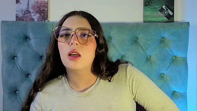 Paola Lyon  online show from September 25, 6:55 pm