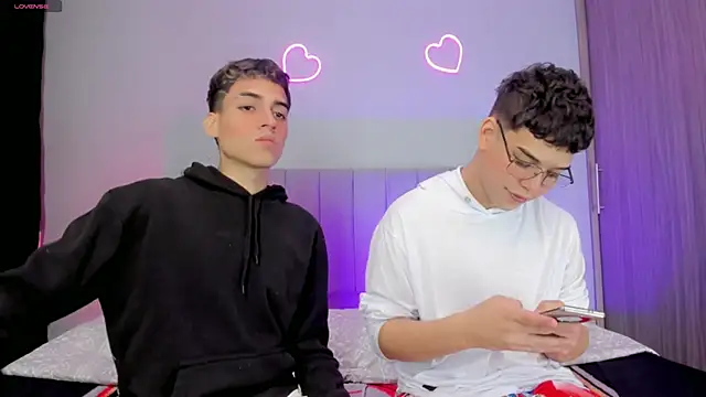 jake and joaquin online show from March 22, 11:53 pm