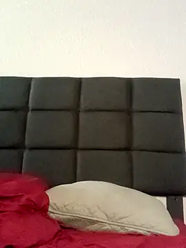 Snapshot of NaughtyHottieBBW chatting on February 6, 4:25 pm NaughtyHottieBBW online show from February 6, 4:25 pm