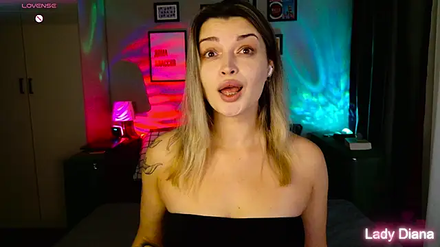 LancasterLady online show from November 14, 1:43 pm