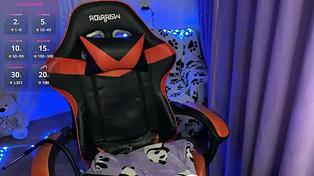 Snapshot of Natural_babe666 chatting on March 1, 8:31 pm Natural babe666 online show from March 1, 8:31 pm