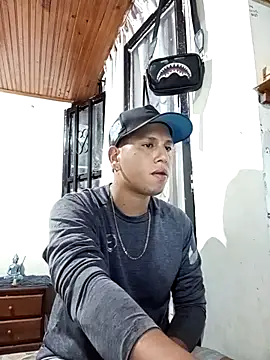 Peterking11 online show from November 8, 10:48 am