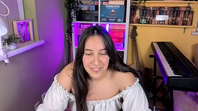 Snapshot of LelianaHazel chatting on November 27, 6:21 pm LelianaHazel online show from November 27, 6:21 pm