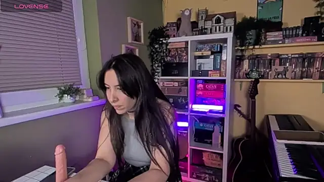 Snapshot of LelianaHazel chatting on February 3, 4:34 pm LelianaHazel online show from February 3, 4:34 pm