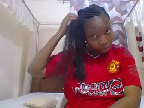 Snapshot of sexy__candyy chatting on January 5, 11:22 pm sexy candyy online show from January 5, 11:22 pm