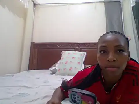 Snapshot of sexy__candyy chatting on March 21, 12:18 am sexy candyy online show from March 21, 12:18 am