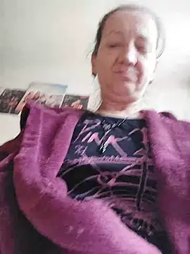 Snapshot of Cuplu50 chatting on March 2, 12:45 pm Cuplu50 online show from March 2, 12:45 pm