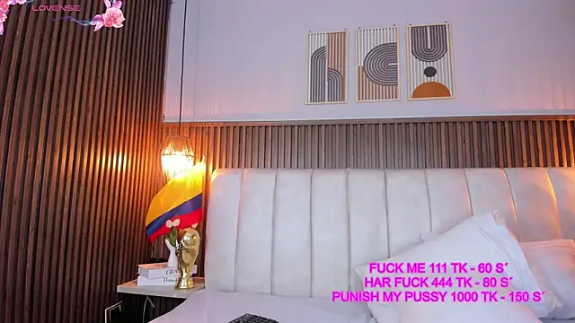 Snapshot of Ashleyy23x chatting on July 17, 7:30 pm Ashleyy23x online show from July 17, 7:30 pm