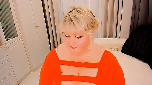 BIGTITSBBW online show from November 14, 1:54 pm