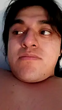 Snapshot of 4emchp23 chatting on January 3, 12:43 am 4emchp23 online show from January 3, 12:43 am