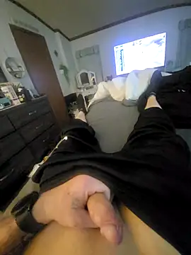 Snapshot of JoJob10 chatting on January 11, 1:32 am JoJob10 online show from January 11, 1:32 am