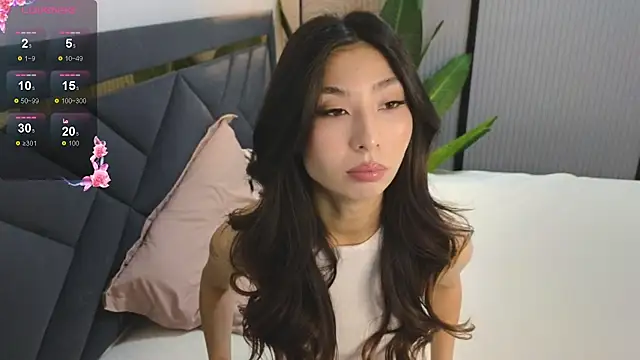 TrishaRey online show from October 24, 4:31 am