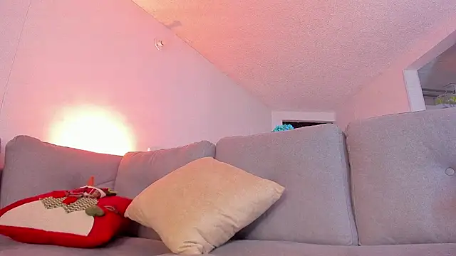 DAHLIA BROWNIE online show from December 28, 6:28 am