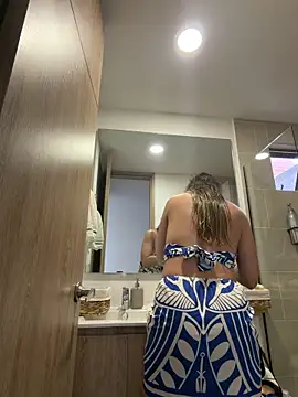 AnnaCastillo  online show from January 14, 10:25 pm