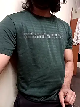 Snapshot of addu24 chatting on December 15, 4:48 pm addu24 online show from December 15, 4:48 pm