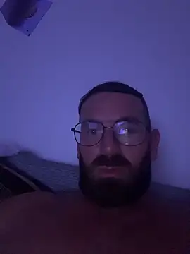 Snapshot of sexyeyeblue chatting on May 27, 9:56 pm sexyeyeblue online show from May 27, 9:56 pm