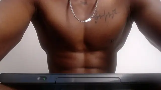 Snapshot of drake_brwon_23 chatting on February 16, 2:24 pm drake brwon 23 online show from February 16, 2:24 pm