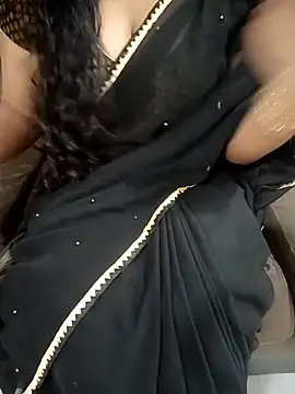 Snapshot of Mounika25 chatting on November 17, 6:19 am Mounika25 online show from November 17, 6:19 am