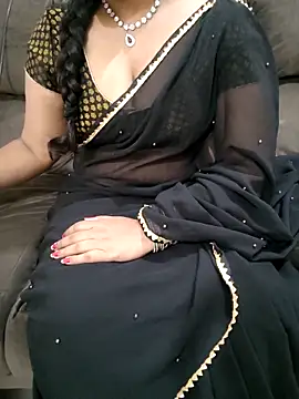 Snapshot of Mounika25 chatting on April 21, 7:06 pm Mounika25 online show from April 21, 7:06 pm
