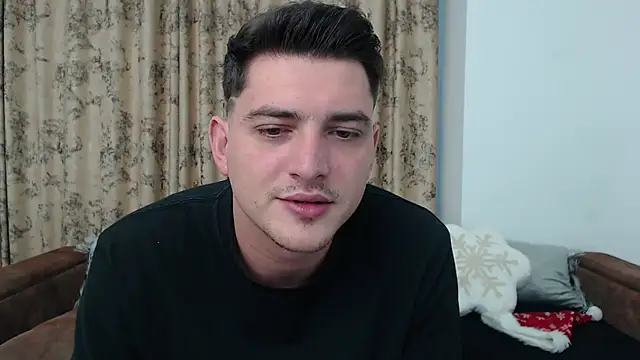 Snapshot of AndyFame chatting on December 19, 12:56 pm AndyFame online show from December 19, 12:56 pm