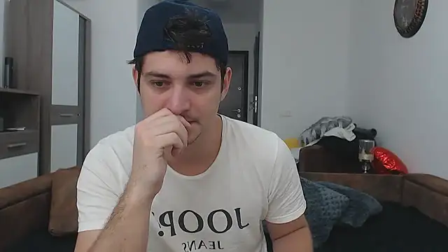 Snapshot of AndyFame chatting on February 21, 3:45 am AndyFame online show from February 21, 3:45 am