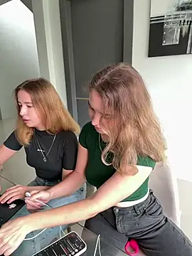 Nura n Sarah online show from January 27, 5:03 am