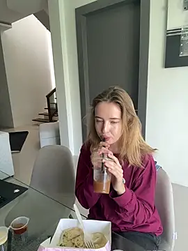 Nura n Sarah online show from February 5, 5:09 am