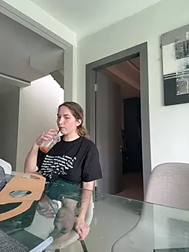 Nura n Sarah online show from February 6, 5:14 am