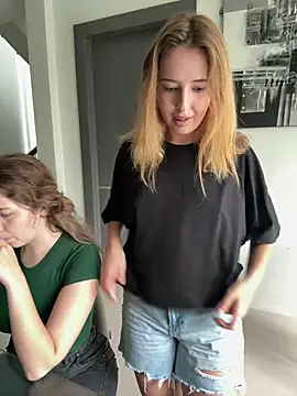 Nura n Sarah online show from February 9, 8:11 am