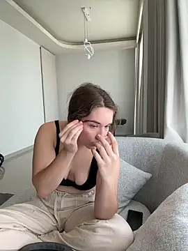 Nura n Sarah online show from October 4, 3:37 am