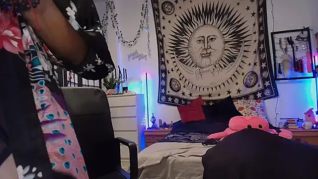 iammistress online show from November 4, 5:45 pm