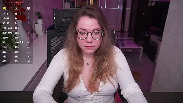 RemyCute online show from June 7, 11:14 am