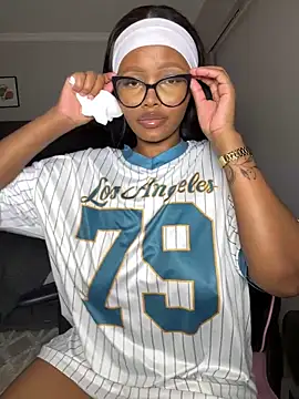 Snapshot of Neelo-Smith chatting on December 13, 3:16 am Neelo-Smith online show from December 13, 3:16 am