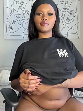 Snapshot of Neelo-Smith chatting on March 20, 8:31 am Neelo-Smith online show from March 20, 8:31 am