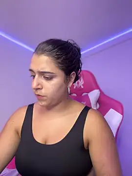 Alicia Ruiz online show from January 13, 6:13 pm