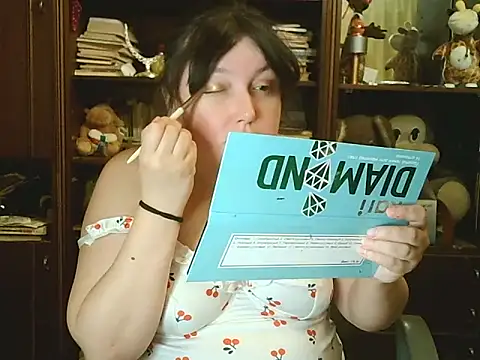 CarrieQPeach online show from April 15, 4:36 pm