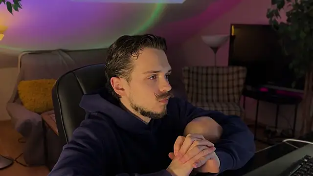 Snapshot of naked_psy chatting on February 16, 3:30 pm naked psy online show from February 16, 3:30 pm