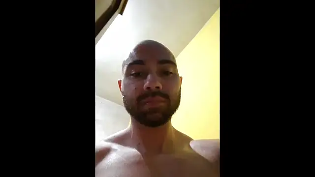 Snapshot of ElmaCannon chatting on February 24, 6:49 am ElmaCannon online show from February 24, 6:49 am