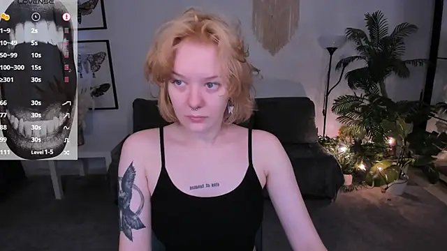 cyber whore  online show from April 19, 6:02 am