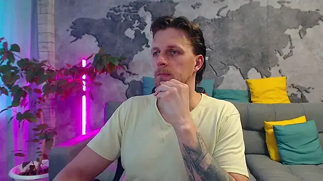 VikingChrisss online show from April 4, 10:02 am