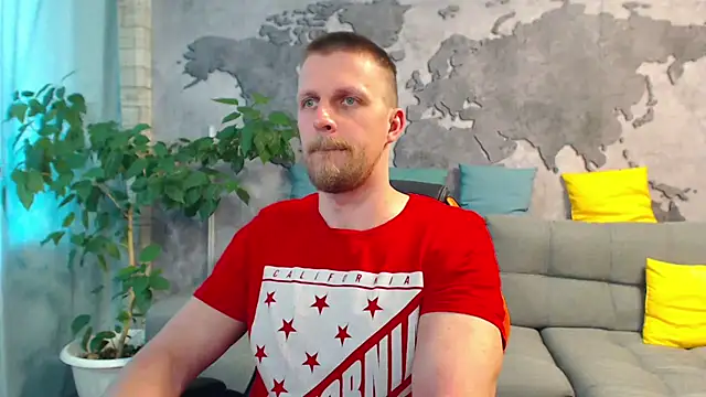 Snapshot of VikingChrisss chatting on May 26, 9:05 am VikingChrisss online show from May 26, 9:05 am