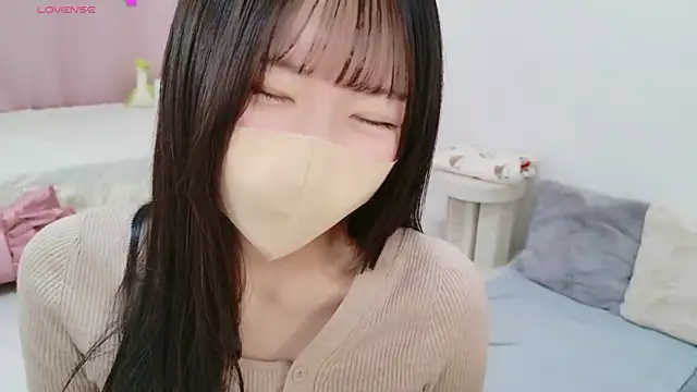 Snapshot of anchan_ chatting on February 16, 2:02 pm anchan online show from February 16, 2:02 pm