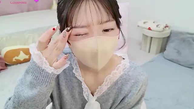 Snapshot of anchan_ chatting on February 20, 1:33 pm anchan online show from February 20, 1:33 pm