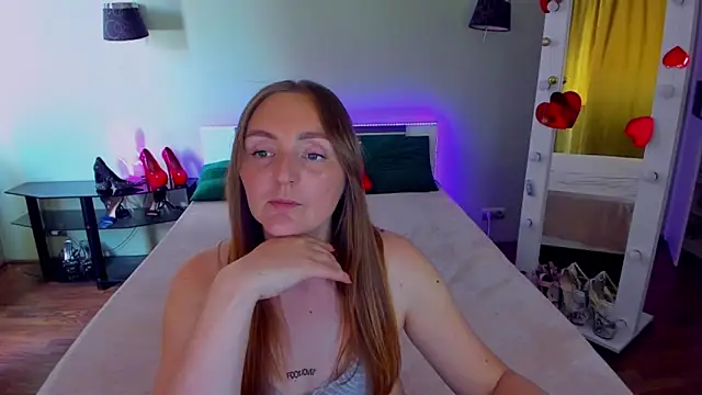 Snapshot of MagicEyess chatting on June 13, 8:34 am MagicEyess online show from June 13, 8:34 am
